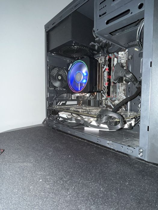 Komputer ryzen 7 2700x gtx 1080