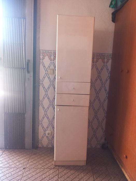 Vendo armário bom estado de conservação