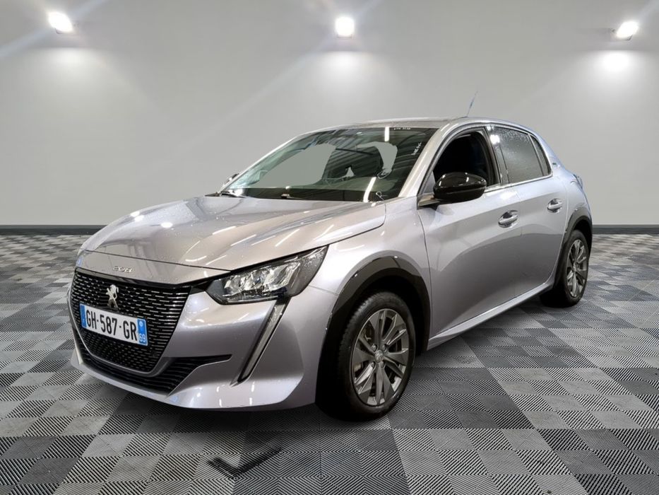 Peugeot e208 style