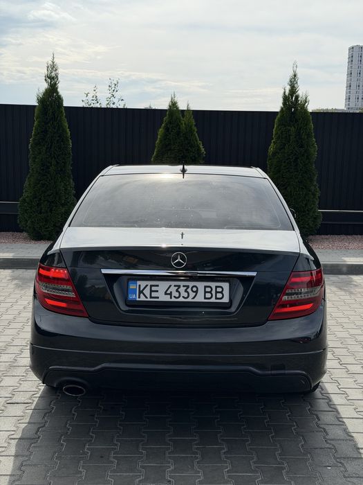 Mersedes-Benz C-Class 2.2 дизель, 2013 рік (Рест)