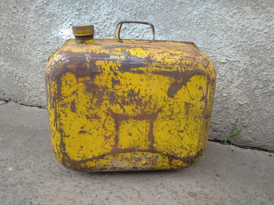 Канистра , каністра на 44 літри . Якість СССР