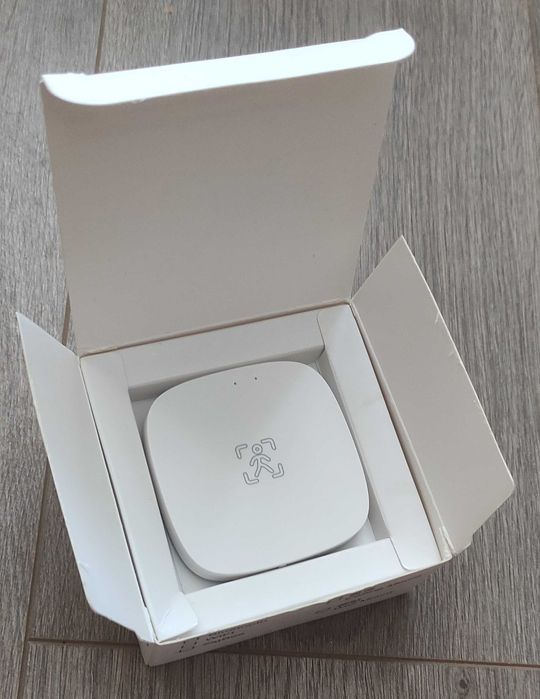 Датчик присутності людини Tuya Zigbee