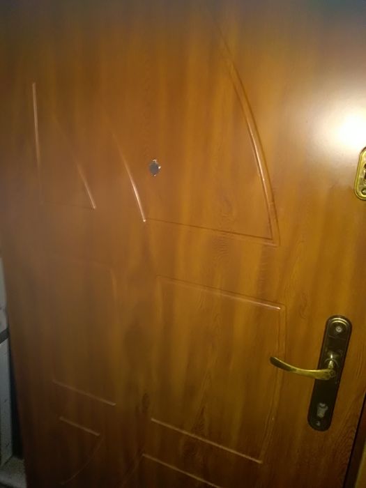 Drzwi pełne wejściowe w stanie dobrym