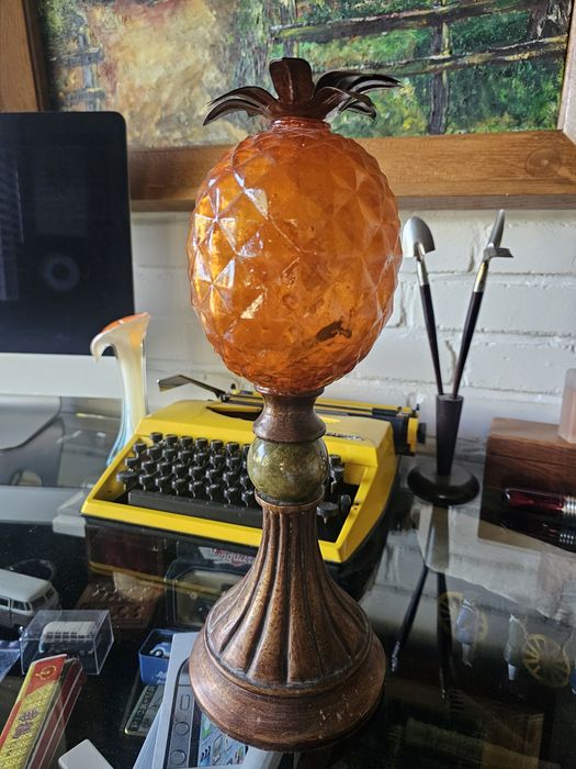 Pomarańczowa szklana dekoracja ananas w stylu vintage