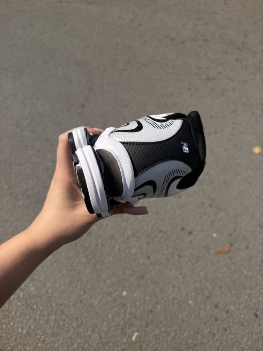 Кроссовки new balance 2000