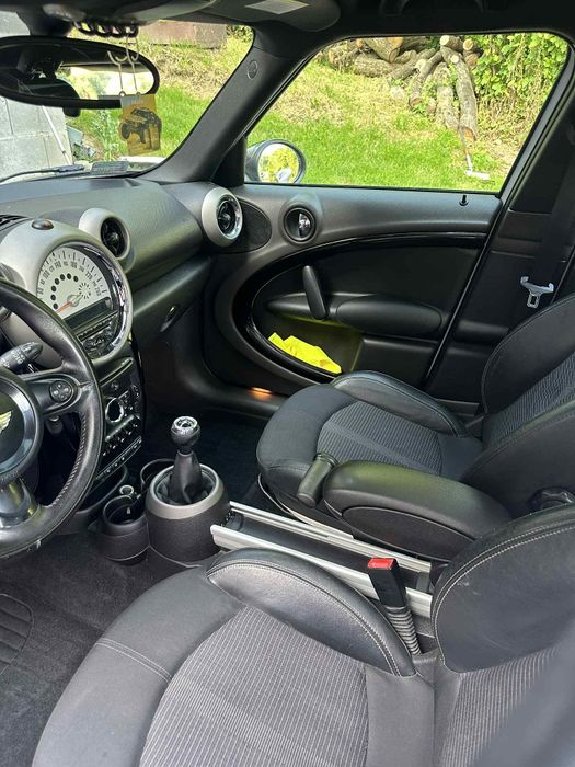 Mini country mam 4x4 S line