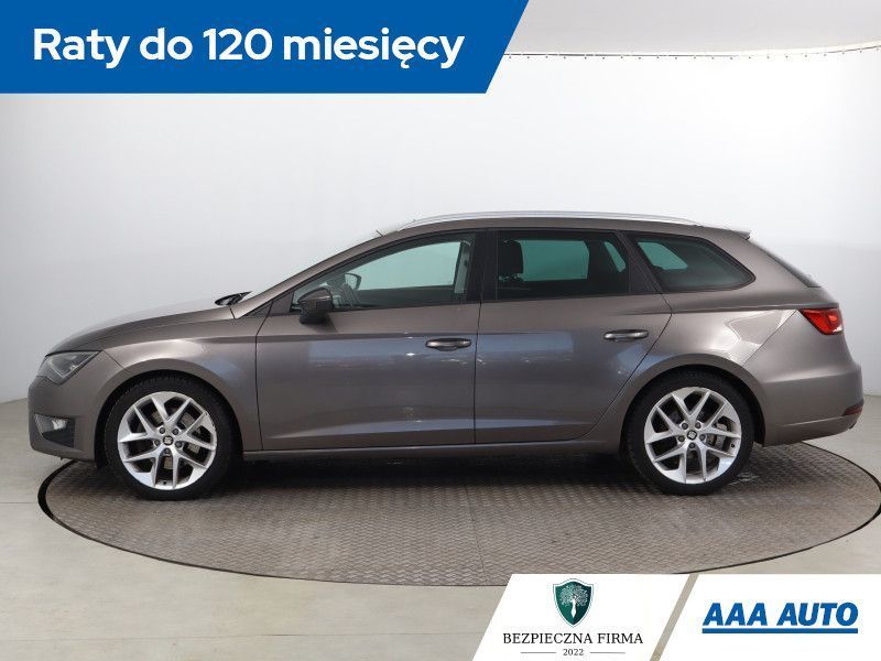 Seat Leon Sportstourer 2015 photo 2