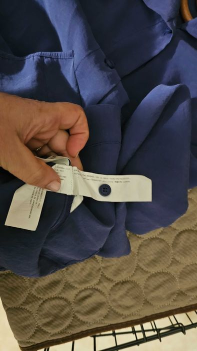 Camisa com gola larga