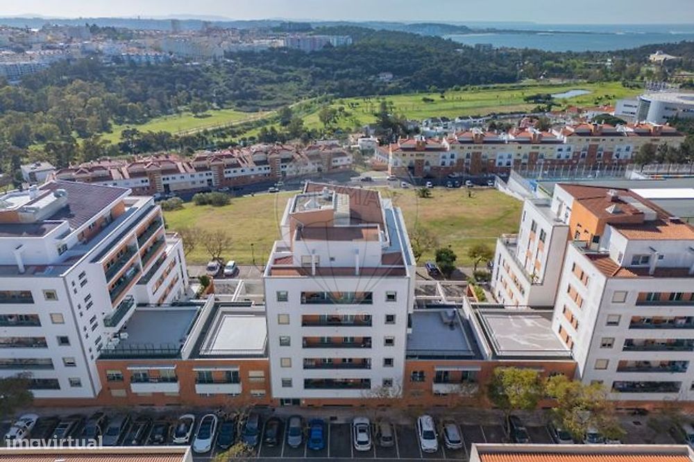 Carnaxide E Queijas, Lisboa