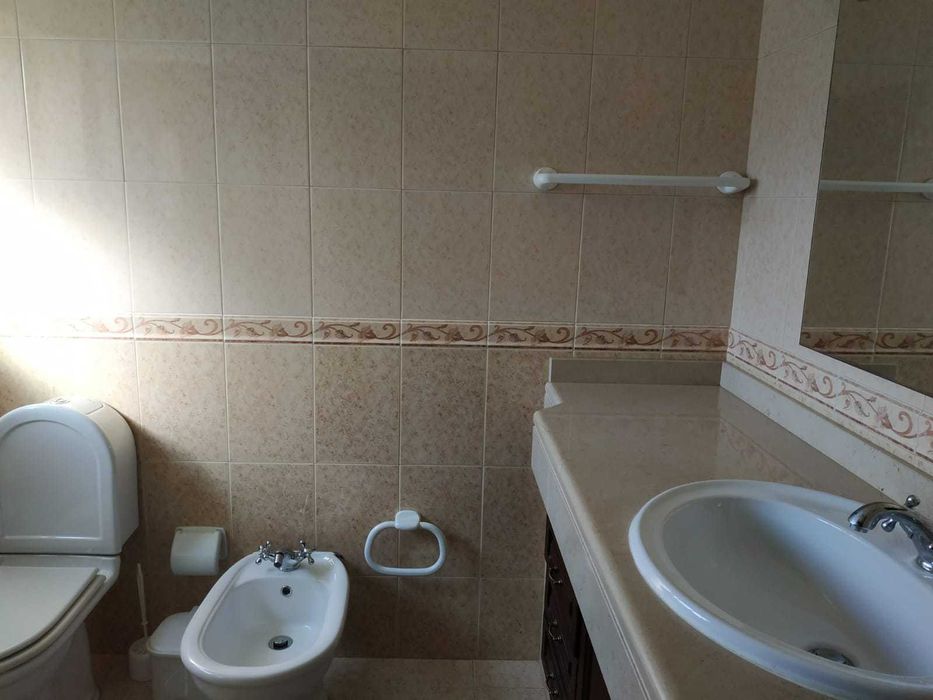 Quinta com 2 moradias prontas a habitar. Com um terreno de 9820 m2