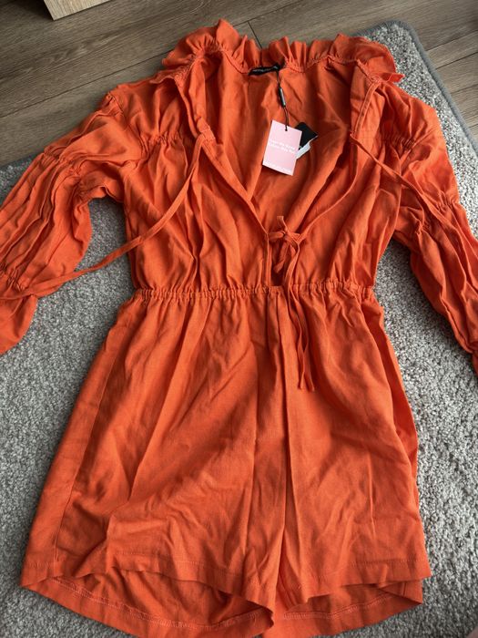 Pomaranczowy nowy kombinezon 38 prettylittlething rozmiar M