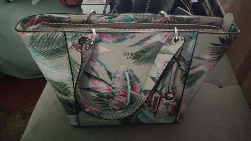 Carteira Guess Nova