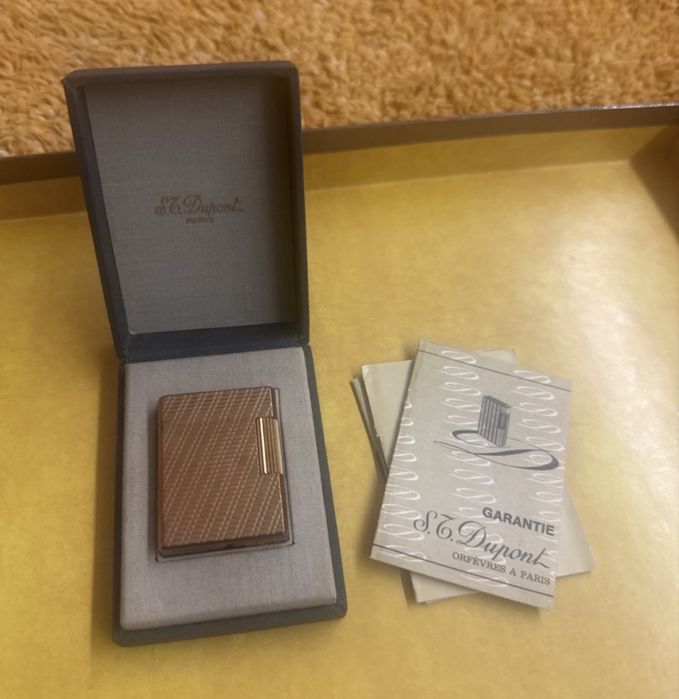 Isqueiro Dupont com caixa original