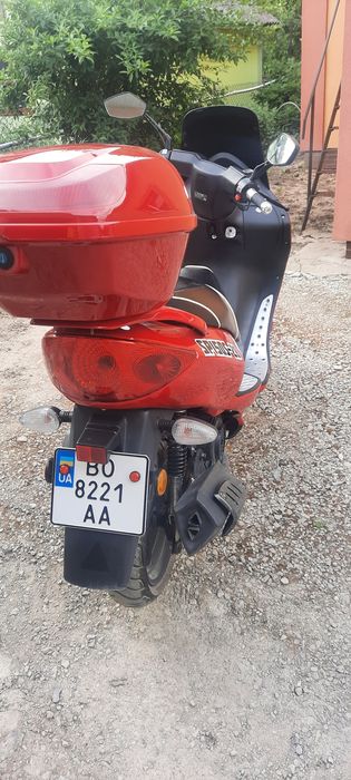 Продам скутер spark sp150s-28