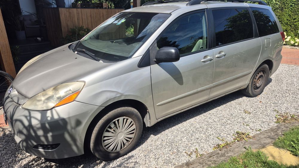 Toyota Sienna. 3.5b. 2008r.całośc lub na części.