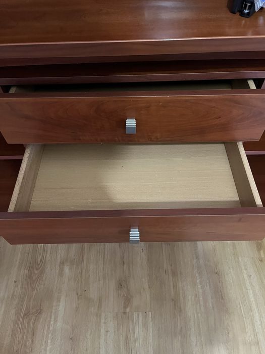 Aparador com muita arrumacao