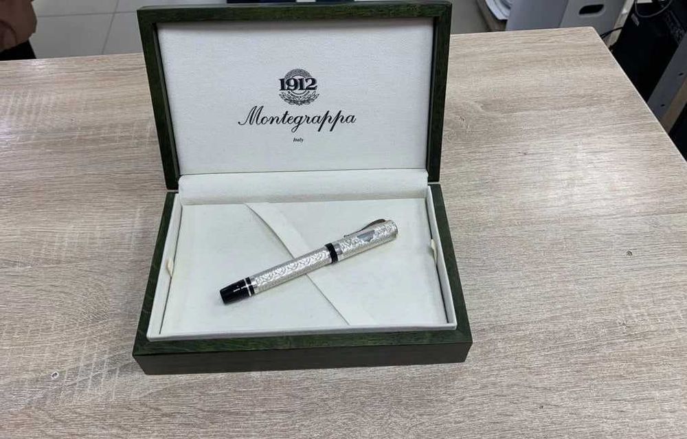 Pióro wieczne Montegrappa Cosmopolitan Batik