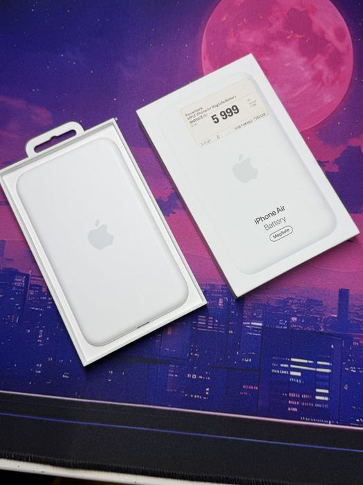 Apple iPhone Air MagSafe Battery (MGPG4ZE/A)