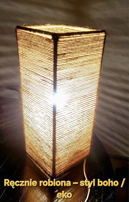 Ręcznie robiona lampa z juty – naturalne światło, styl boho / eko