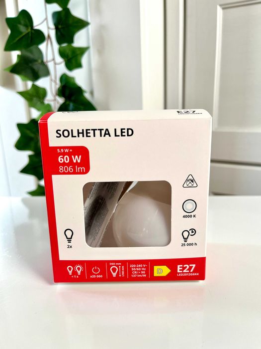 Lâmpada LED E27 806 lm