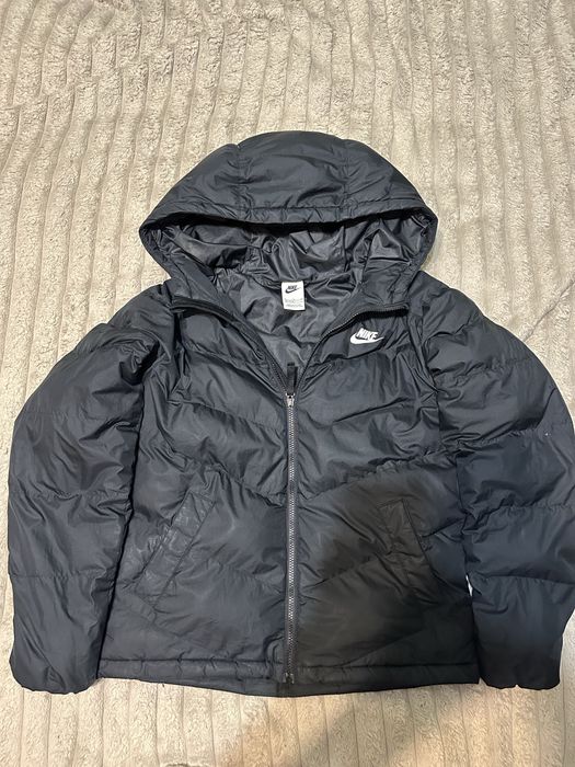 Пуховик Nike  S-M