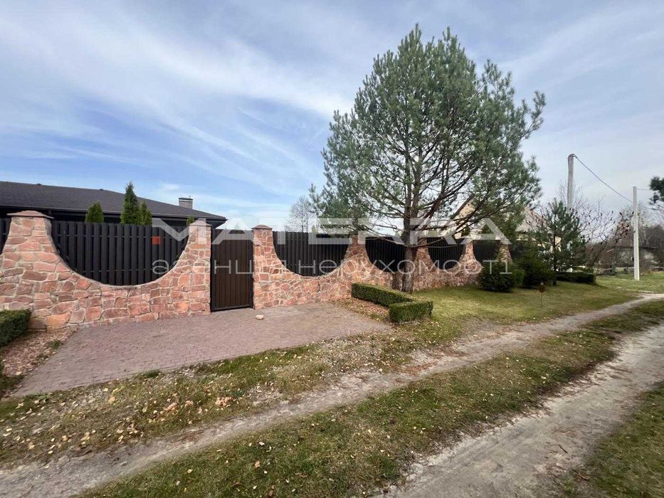 Дзвінкове продаж Будиноку 260м2 зі своїм озером поруч Dogoda