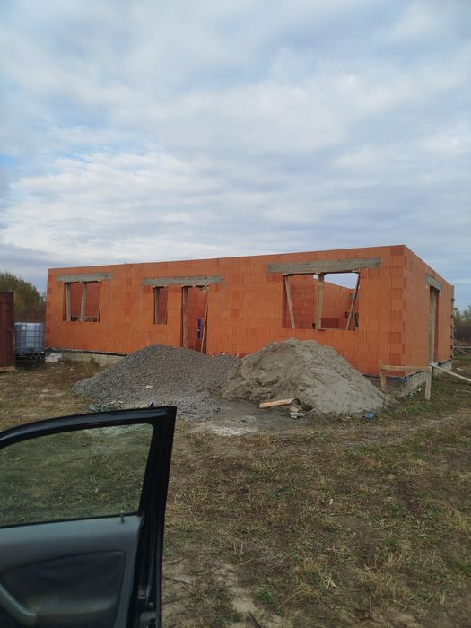 Виконуєм різні види будівельних робіт