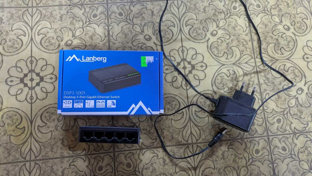 Switch Lanberg 5 portowy