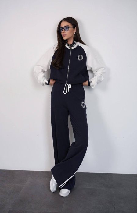 Костюм жіночий бренд !