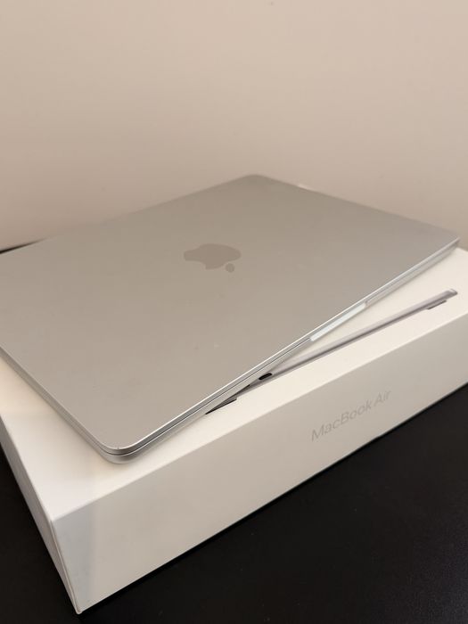 MacBook Air M2 8GB RAM 256GB SSD – Stan Bardzo Dobry
