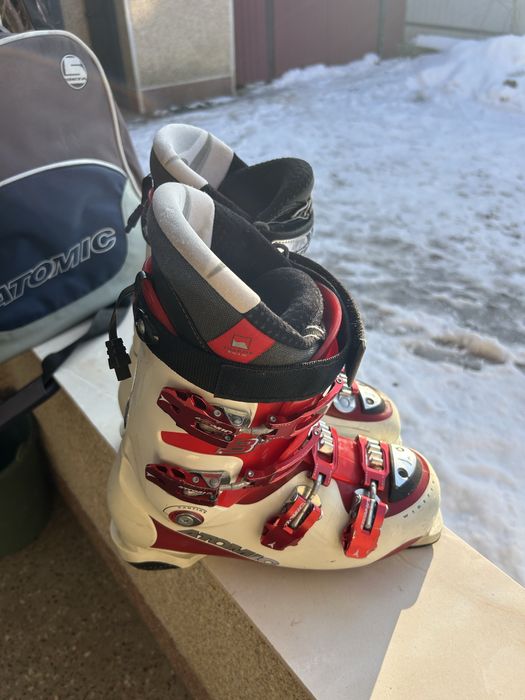 Лижні черевики, боти Atomic з підігрівом, лыжные ботинки, боты Атомик