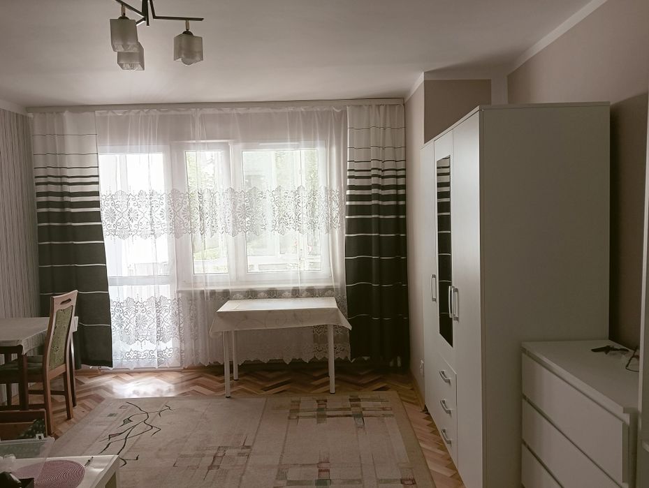 Pokój 1 lub 2 osobowy 20 m z balkonem od 01.02.2026