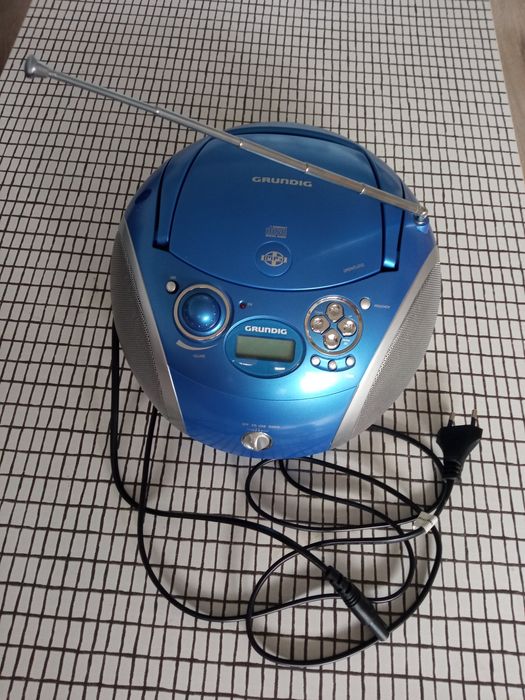 Radio Grundig RCD 1445 usb
