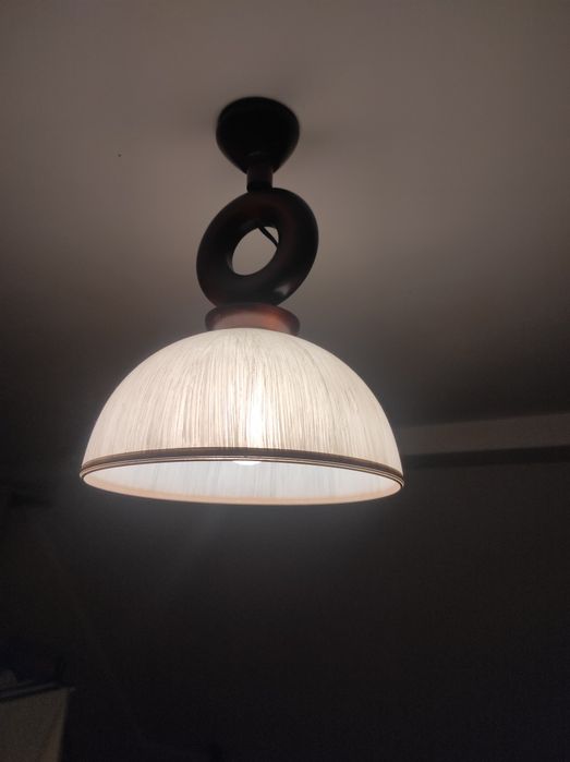 Żyrandol stan idealny, dostępne 4 sztuki