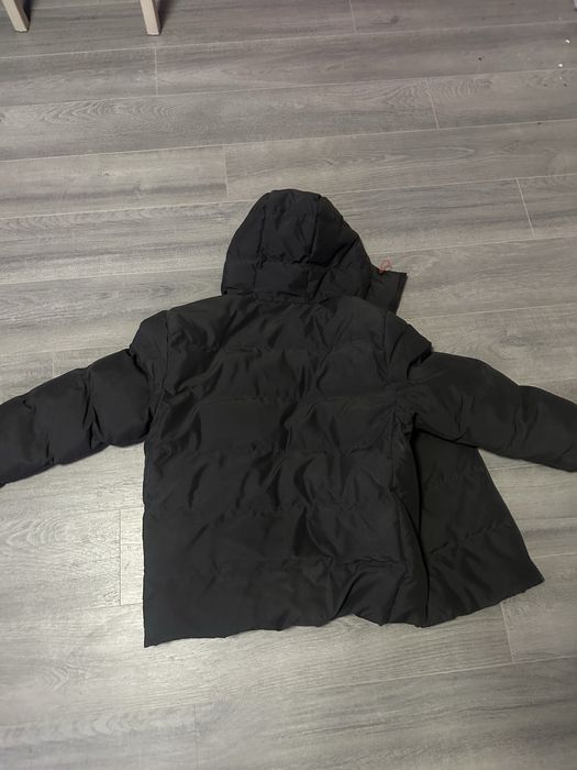 Зимова куртка Puma