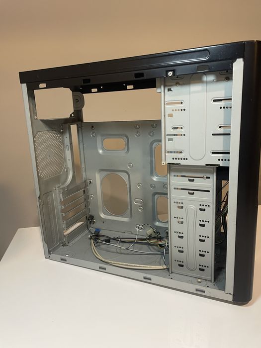 Torre para computador halfman com Led