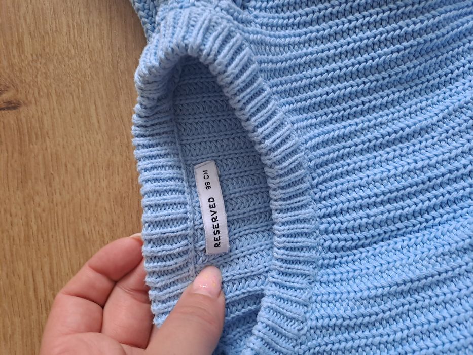 Błękitny sweter r 98
