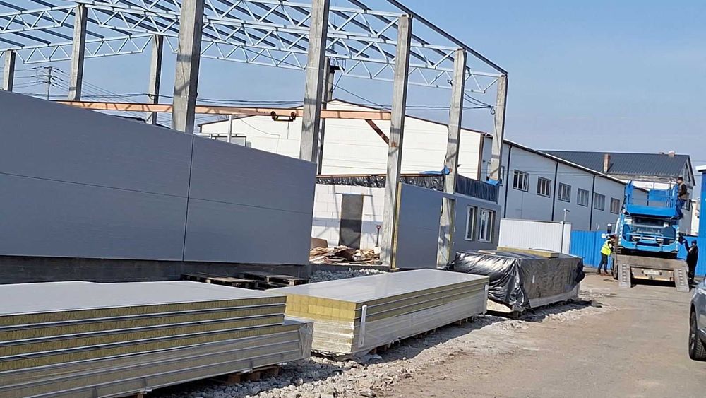 Вакуумний захват для монтажу сендвіч панелей  криша.