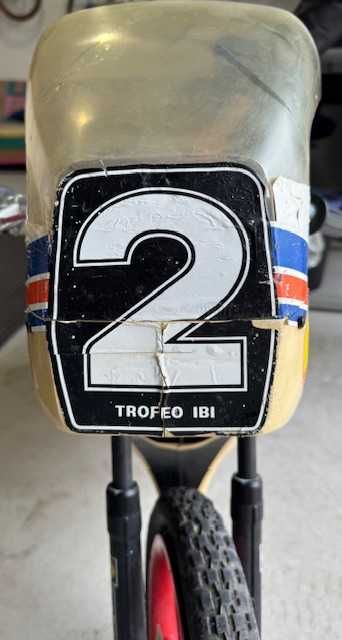 MOTO VINTAGE a pedais para criança