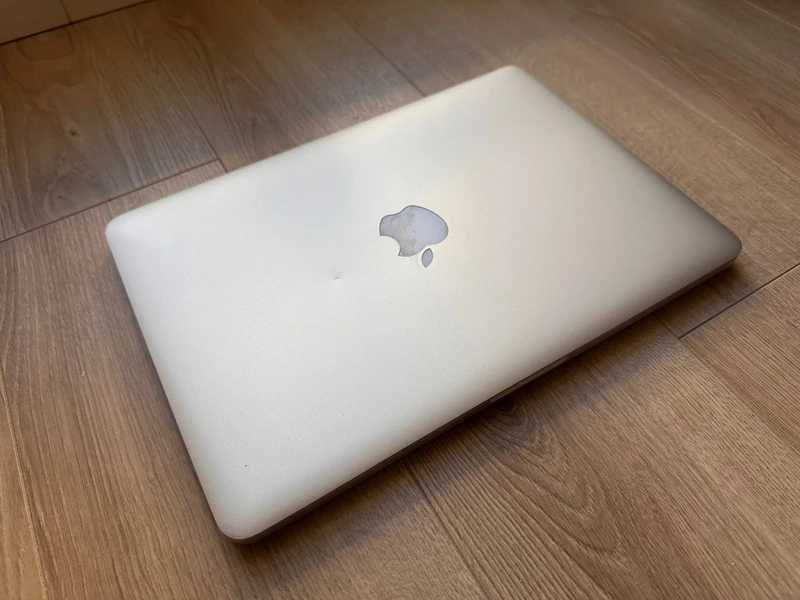 Sprzedam Apple MacBook Pro 13” (Retina, Early 2015)