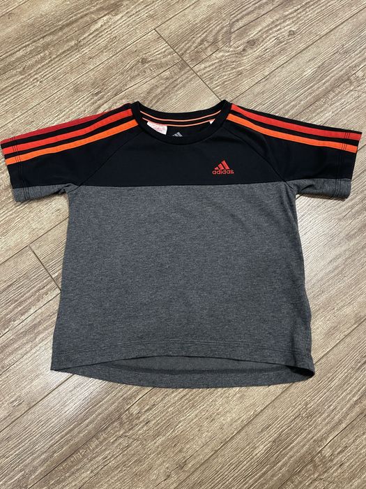 Футболка Adidas