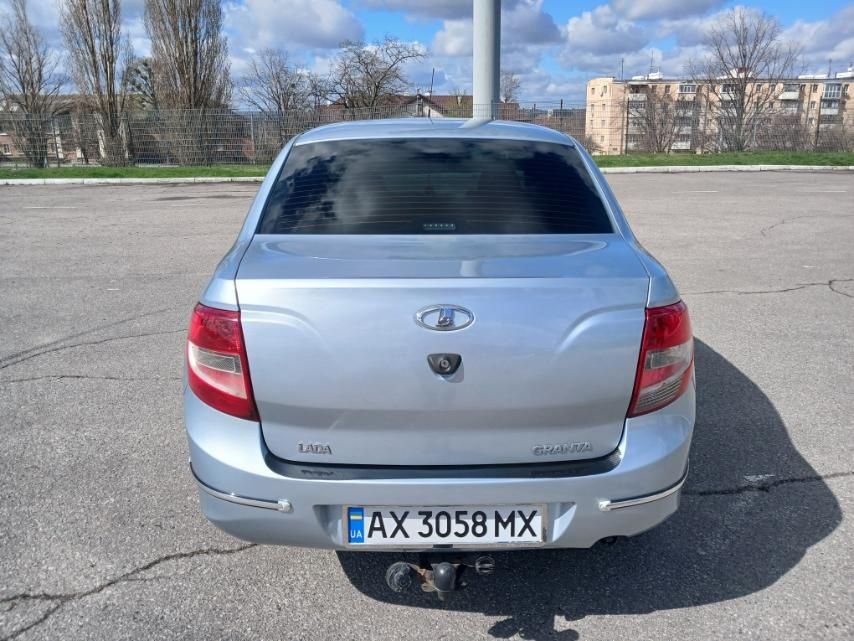 Продам Лада Гранта.