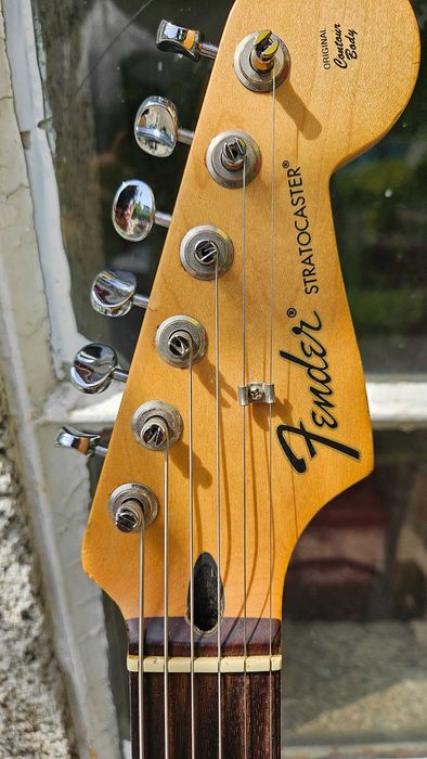 Fender Stratocaster 2010 - Pickups custom e outros upgrades