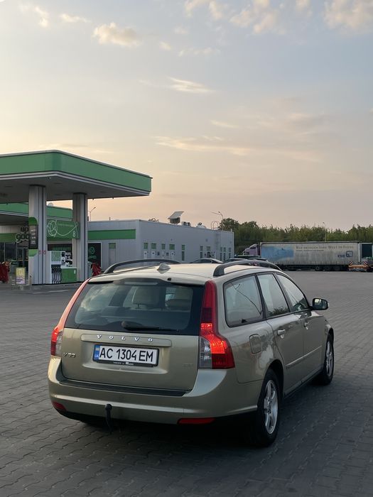 Продам Volvo V50 1.8 газ/бензин