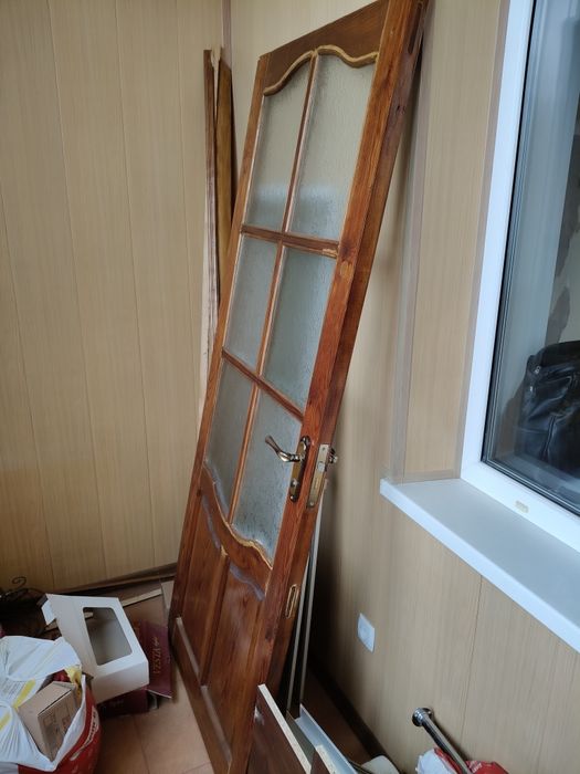 Продам межкомнлтние двери