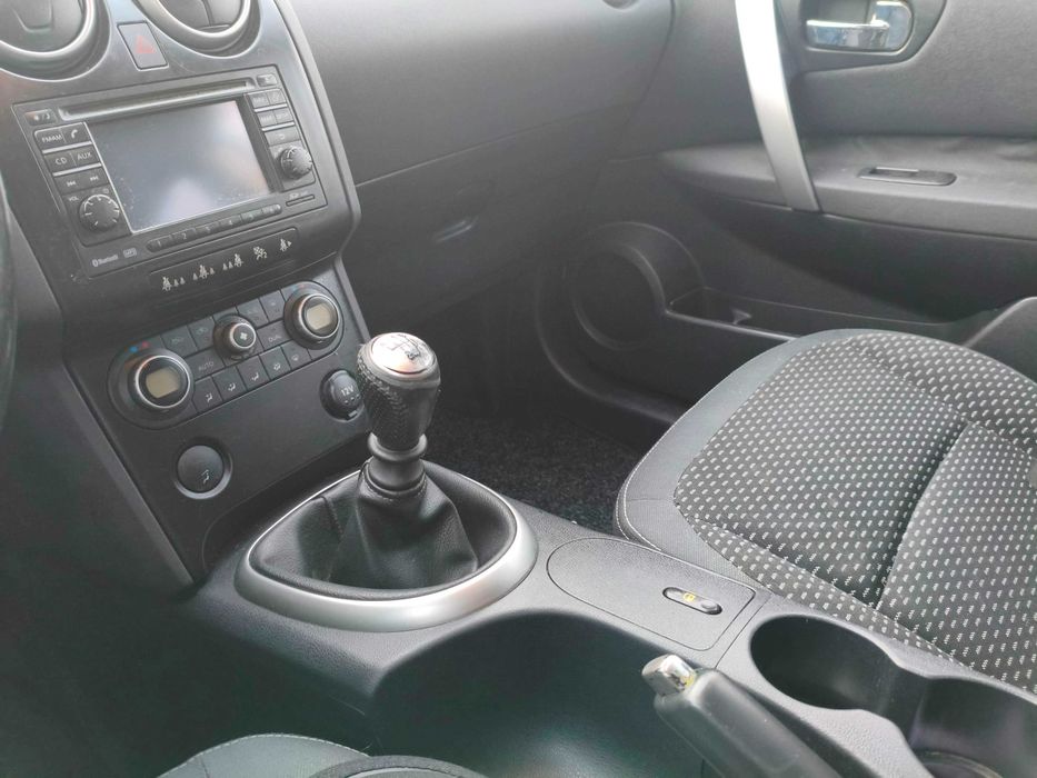 Nissan Qashqai +2 1.5 dCi Tekna Premium jante 18 com gancho reboque