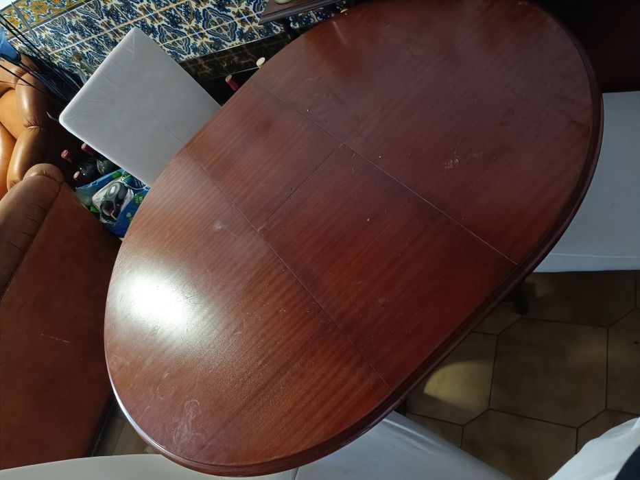 Mesa extensível em madeira