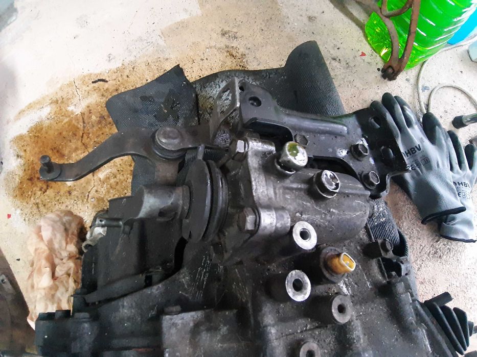 Toyota motor e caixa 5velocidades completa