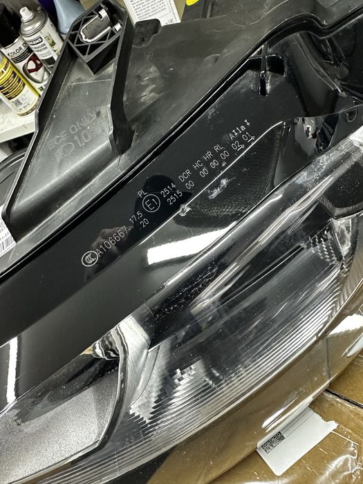 Vendo 2 farois originais audi A3 2008 a 2012