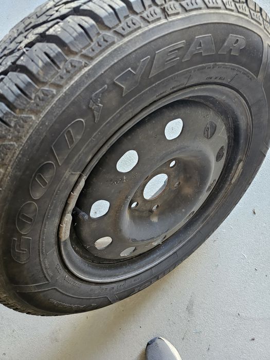 Felgi, koło, Opony 225/65 r17 chrysler
